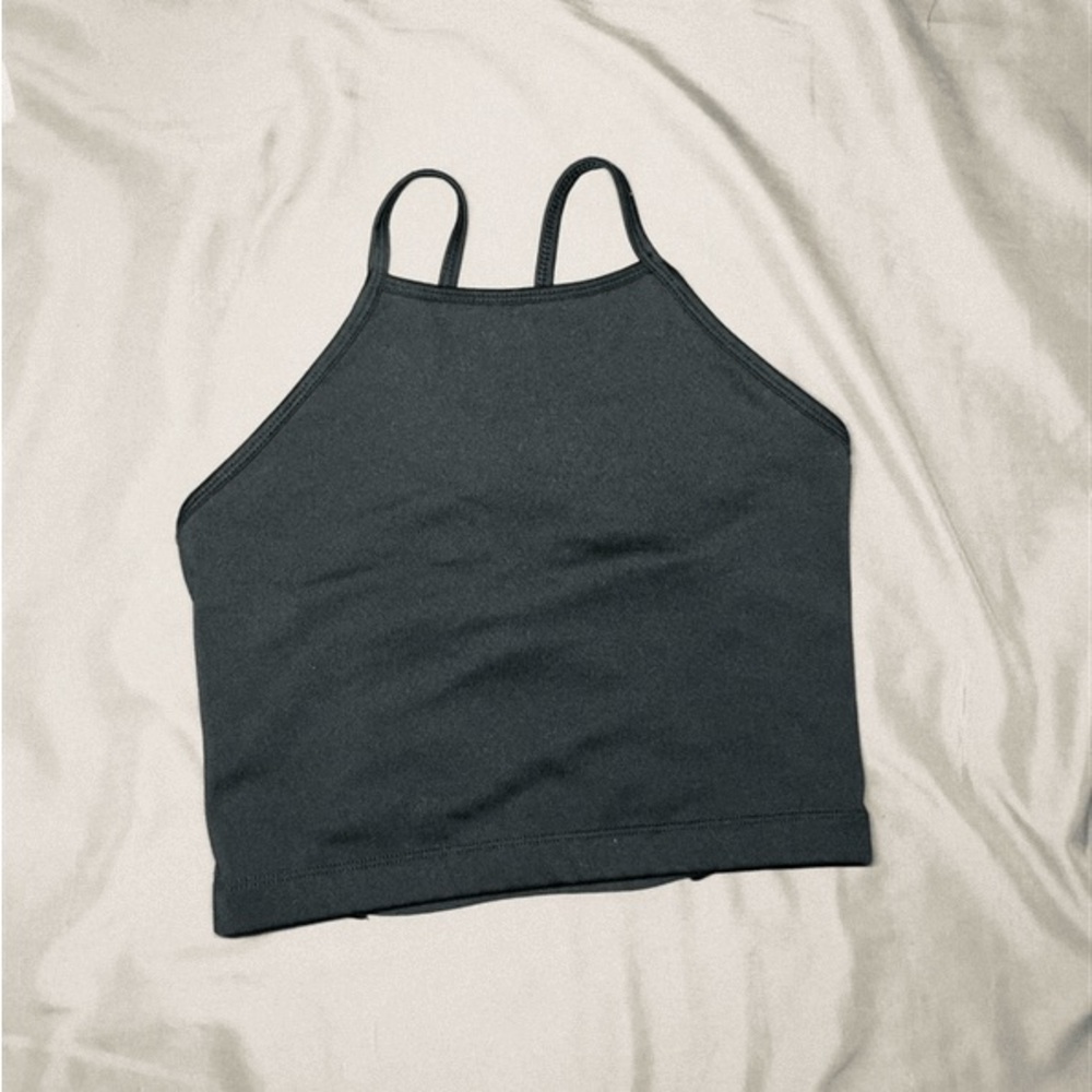 Active strappy back cropped top